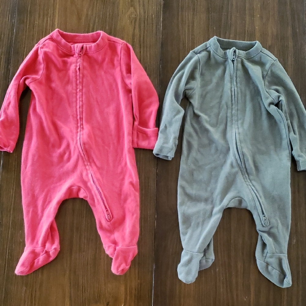 Old Navy Red and Sage Green Footed One-Piece Sleepers